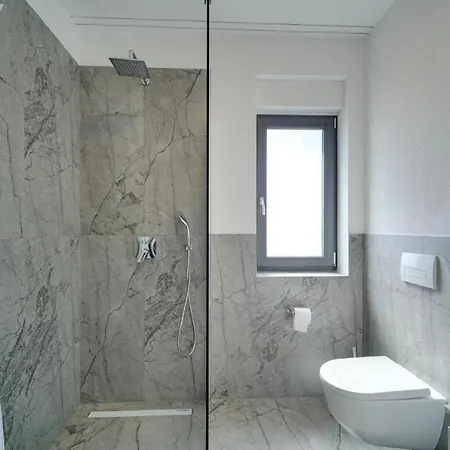 Laura Appartement Funtana