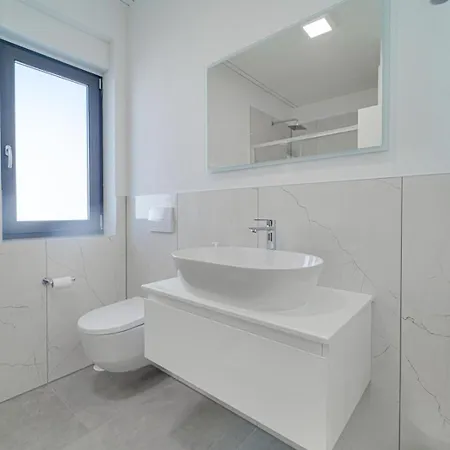 Laura Appartement Funtana